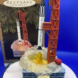 Hallmark Keepsake Rocket Ornament Freedom 7  1996